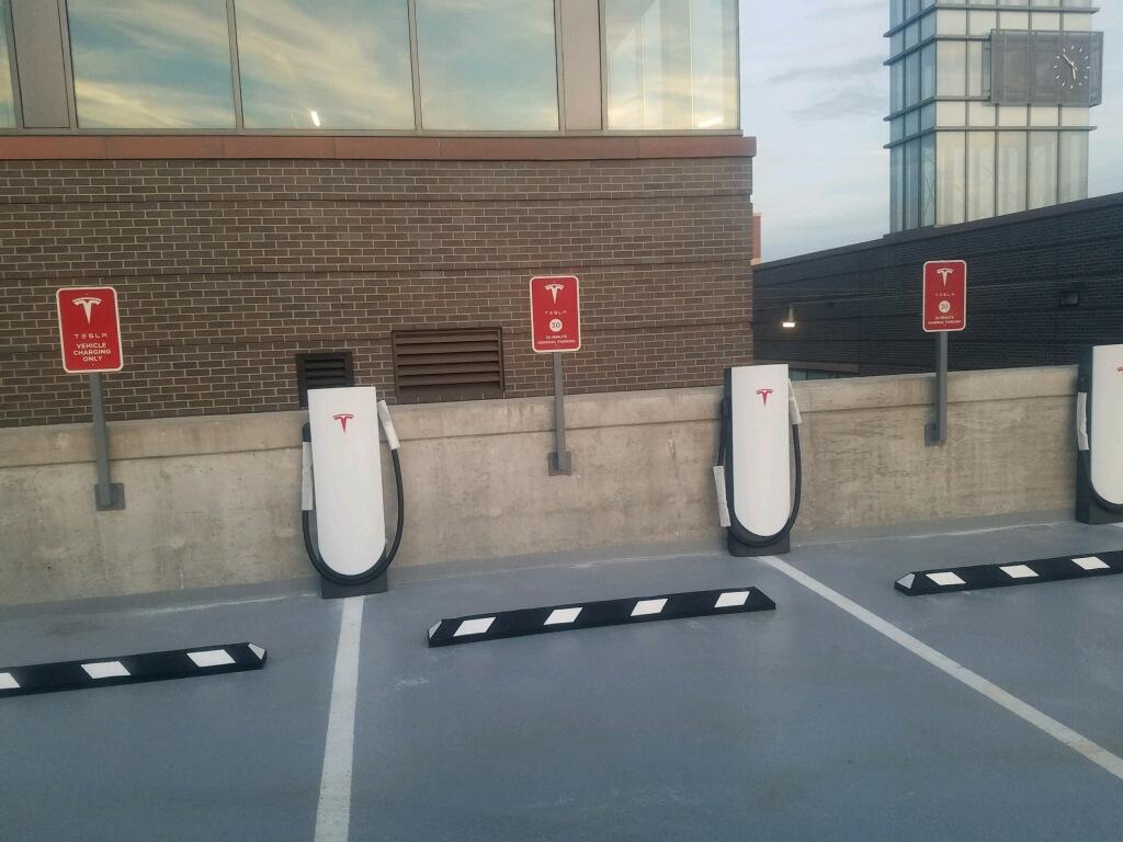 Riverdale Park Photo 3